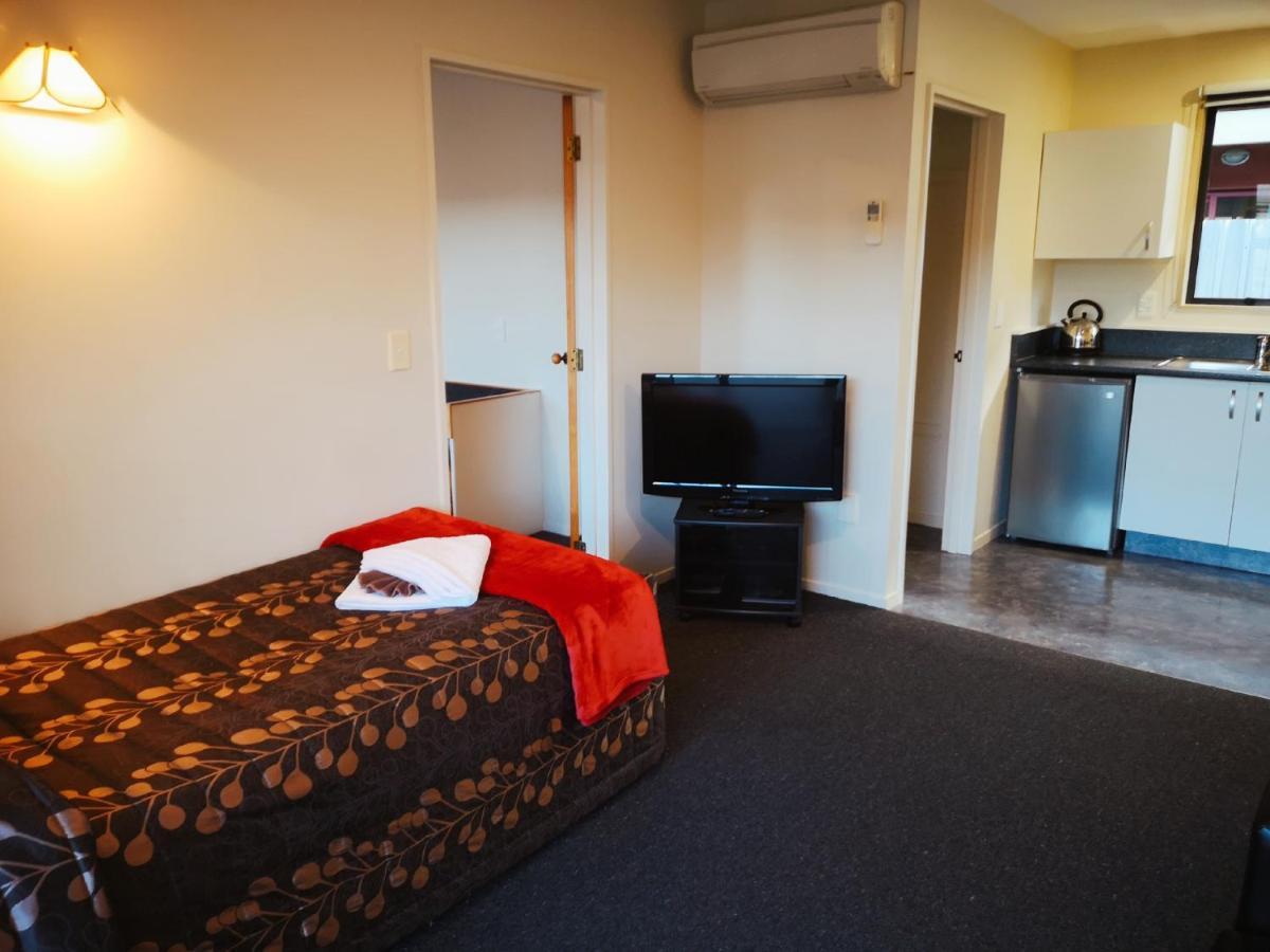 Motel Aston Court 4*