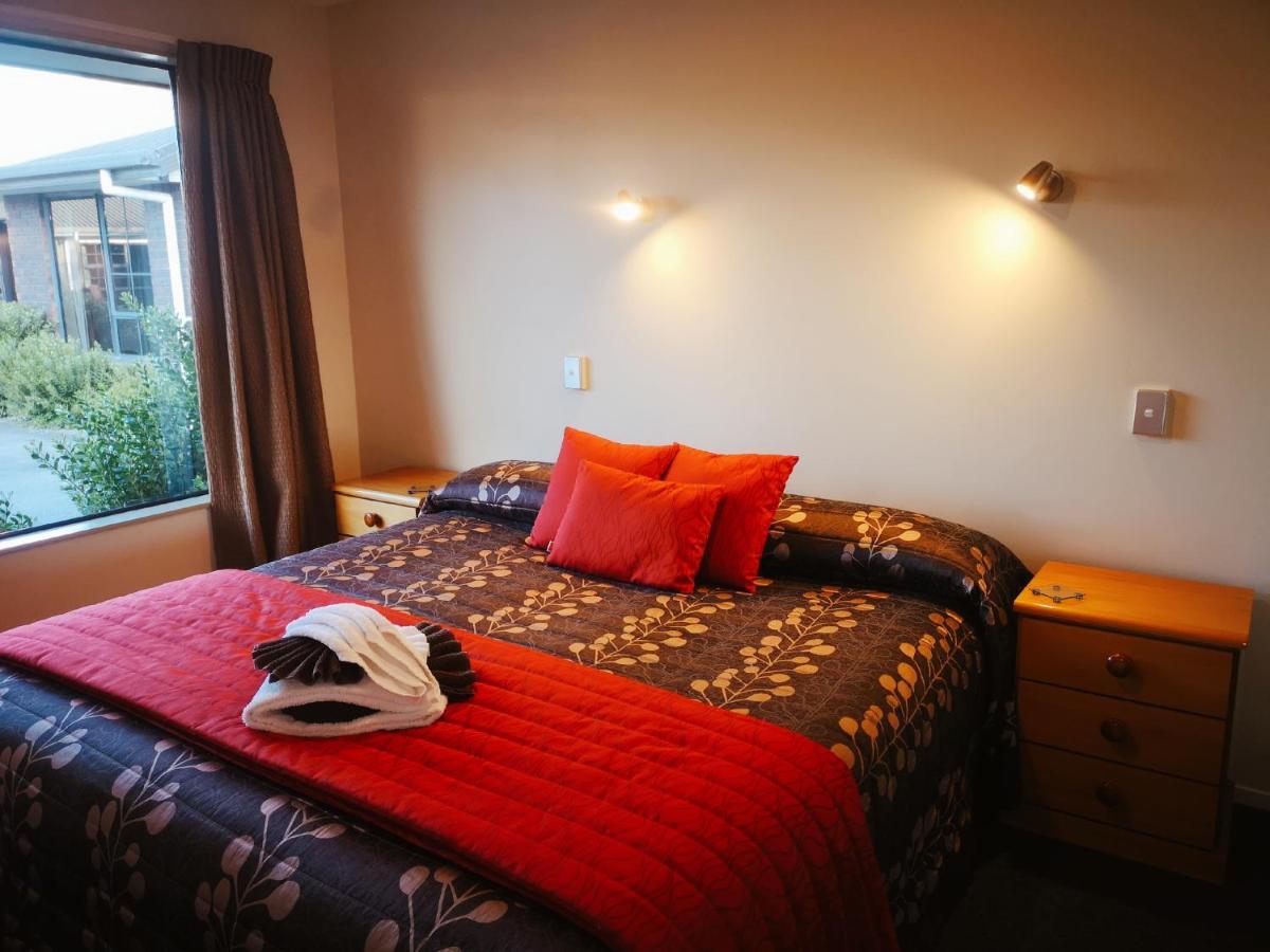 Aston Court 4*