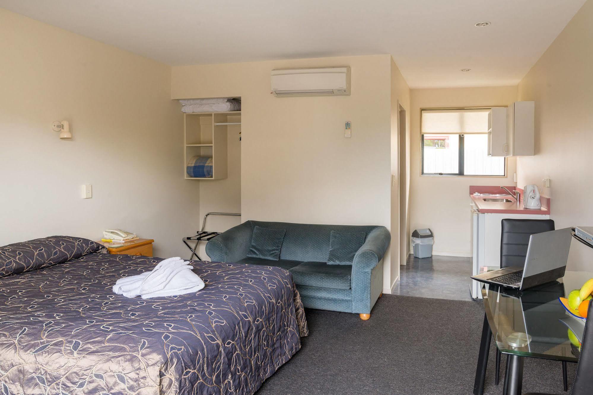 Aston Court Motel Blenheim