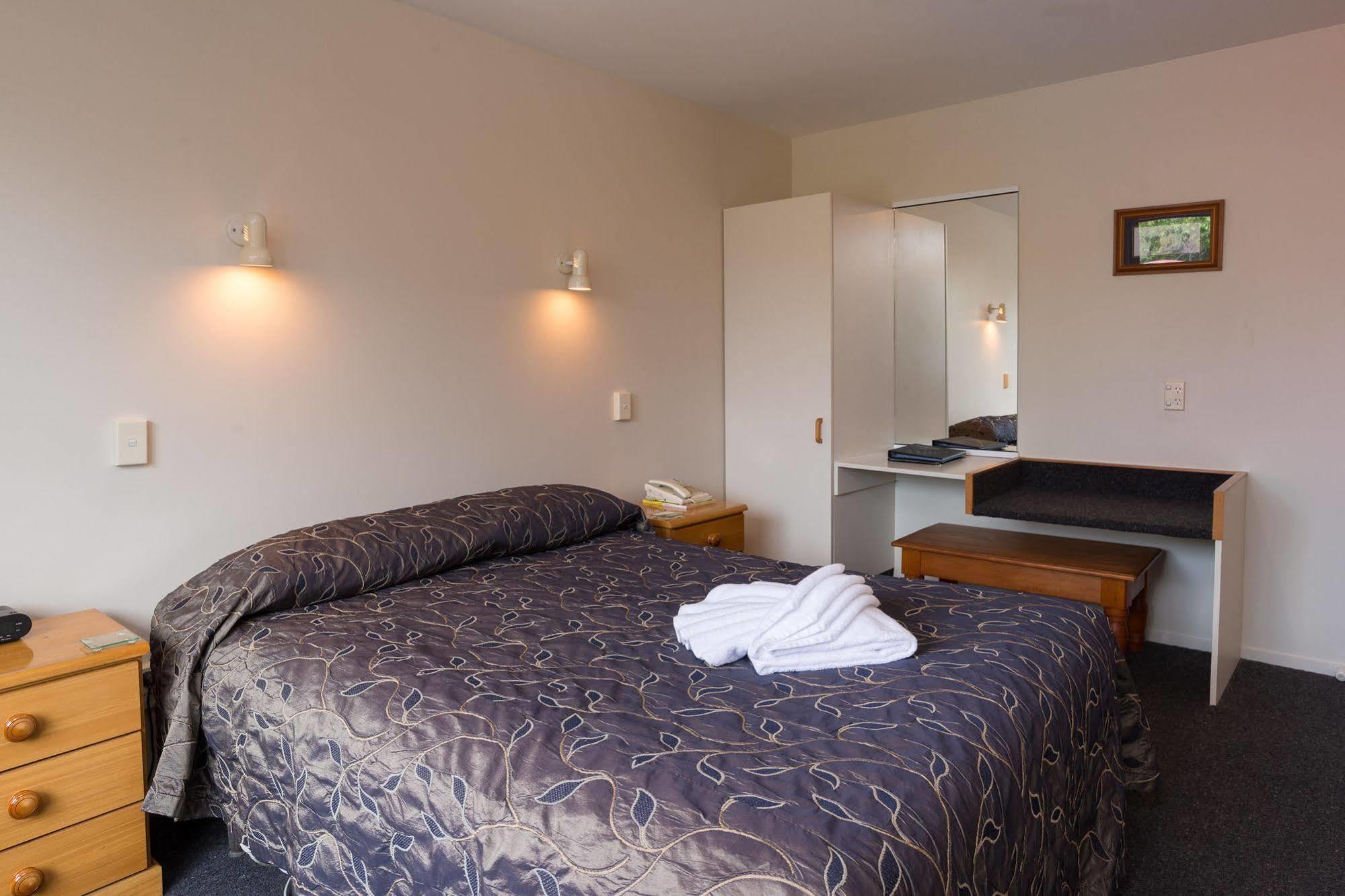 Motel Aston Court 4*